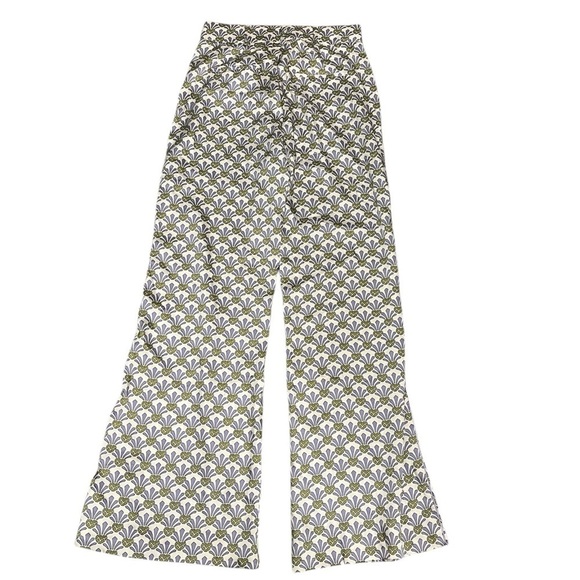 ⚡️Zara pineapple print wide leg pants- size medium - Picture 4 of 9